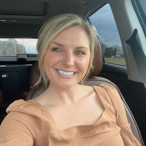 Meet your Posher, Kayla